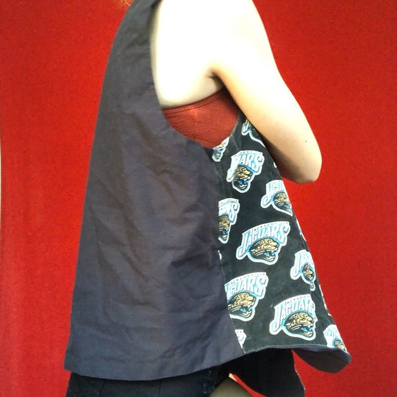 Jaguars vest - Picture 2 of 4